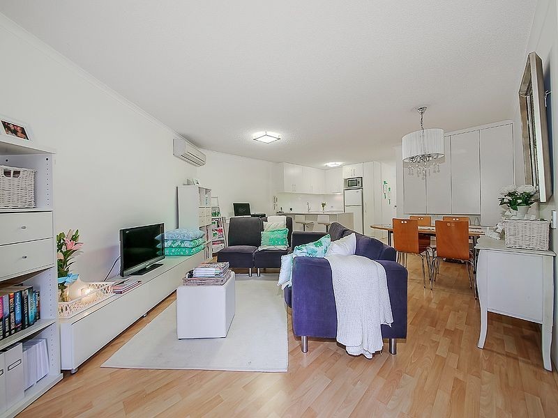 2/219 Wellington Road, East Brisbane QLD 4169