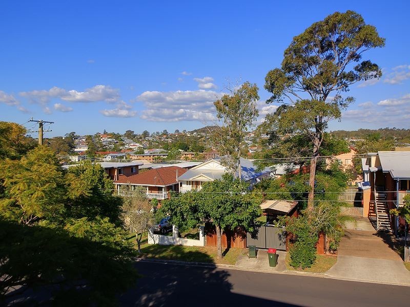 4/32 Woodhill Av, Coorparoo QLD 4151