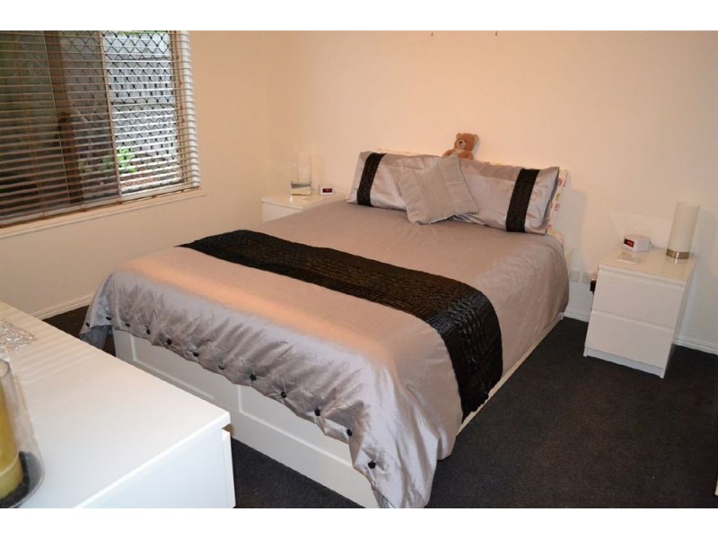 77 Rickston Street, Manly West QLD 4179