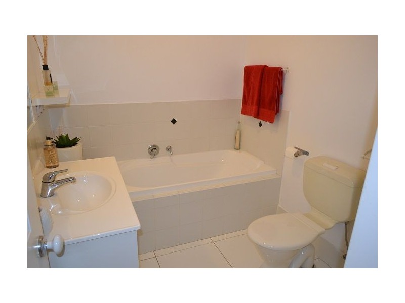 77 Rickston Street, Manly West QLD 4179