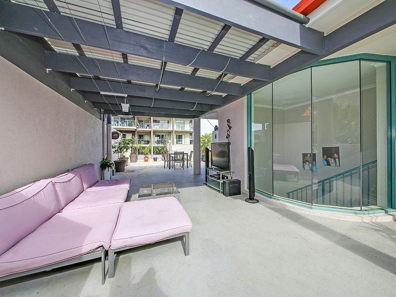 18/219 Wellington Road, East Brisbane QLD 4169