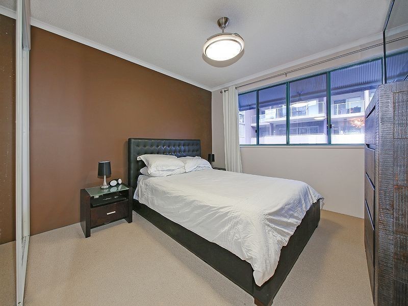 18/219 Wellington Road, East Brisbane QLD 4169