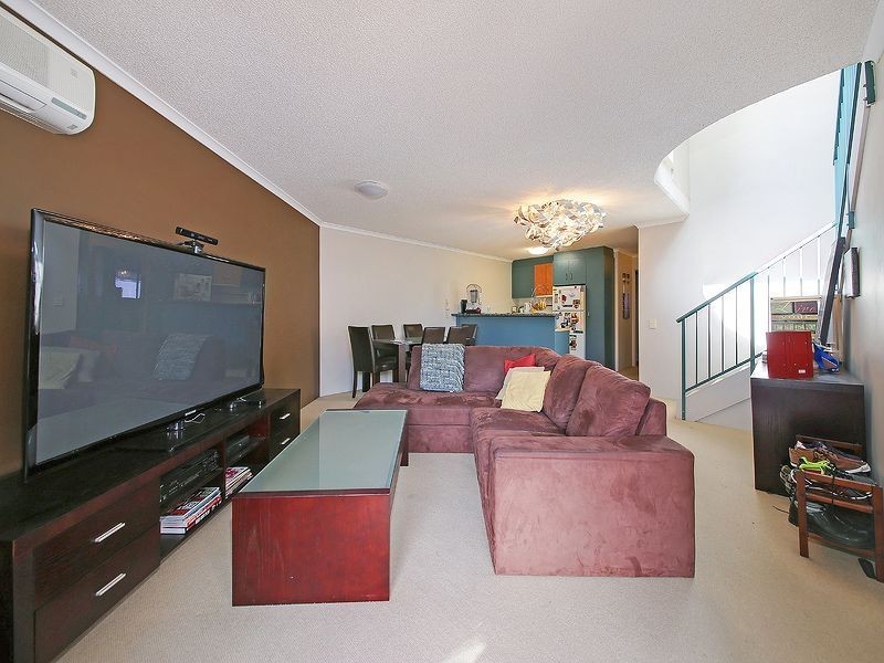 18/219 Wellington Road, East Brisbane QLD 4169