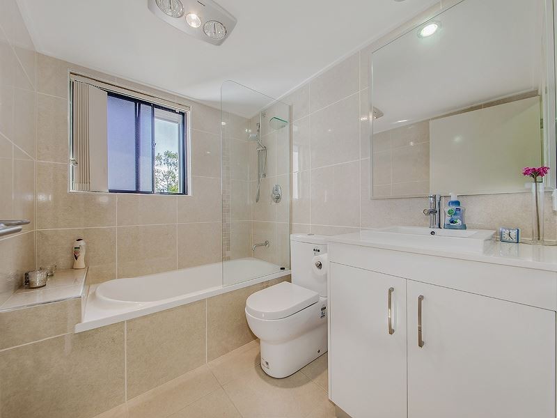 4/15 Raffles Street, Mount Gravatt East QLD 4122