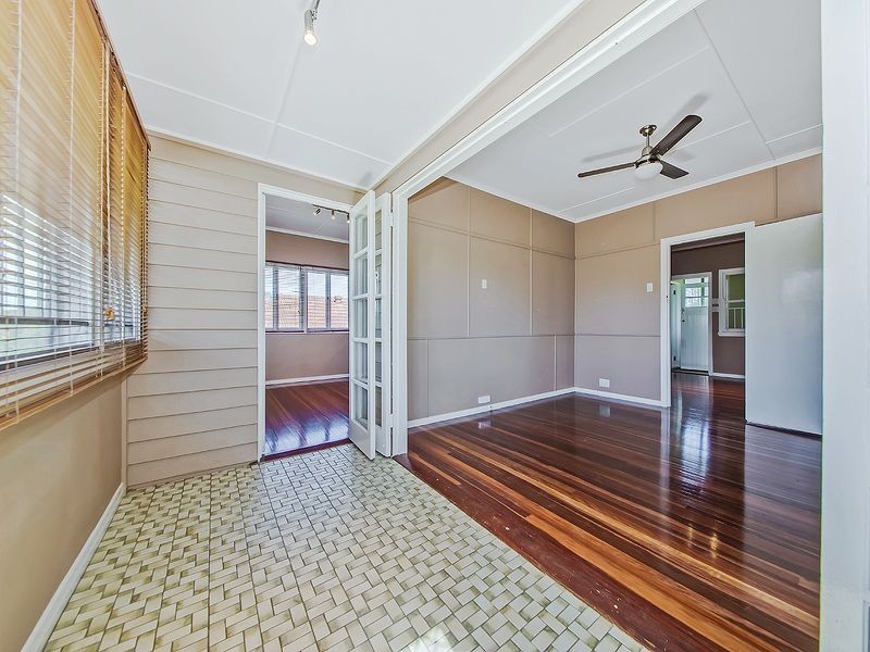 119 Sirius St, Coorparoo QLD 4151