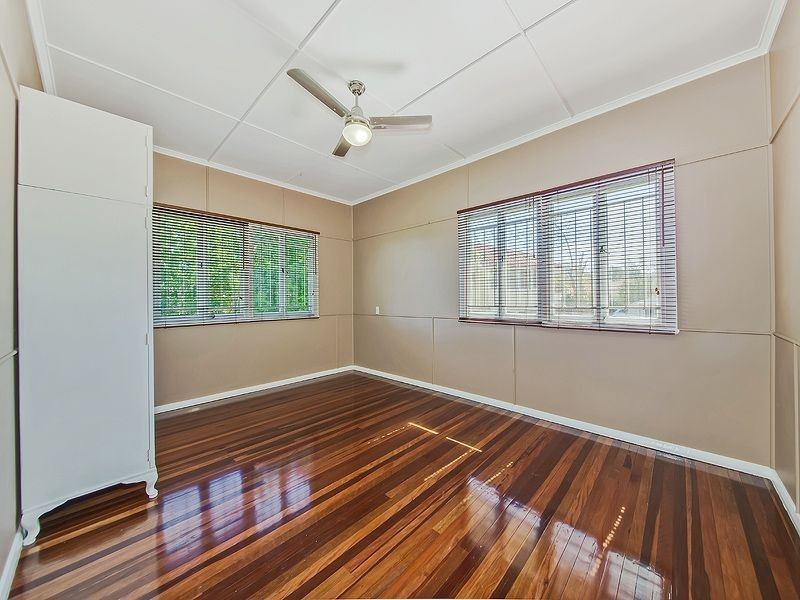 119 Sirius St, Coorparoo QLD 4151