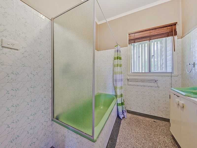 119 Sirius St, Coorparoo QLD 4151