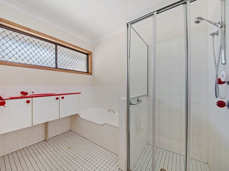 80 Crewe Street, Mount Gravatt East QLD 4122