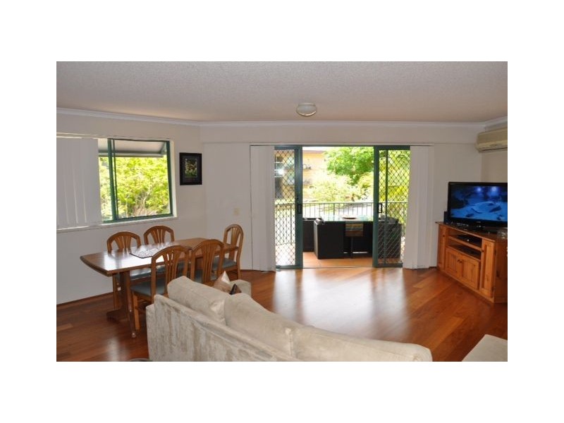 9/219 Wellington Road, East Brisbane QLD 4169