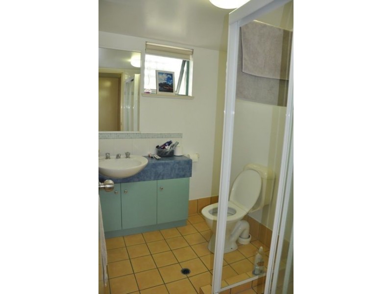 9/219 Wellington Road, East Brisbane QLD 4169