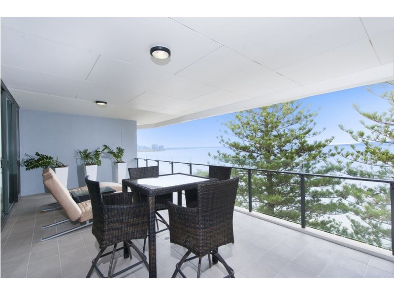 323 Bayview Street, Hollywell QLD 4216