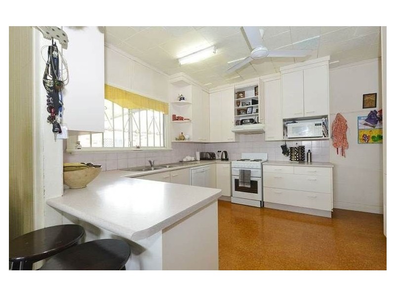 26 Garden Street, Greenslopes QLD 4120