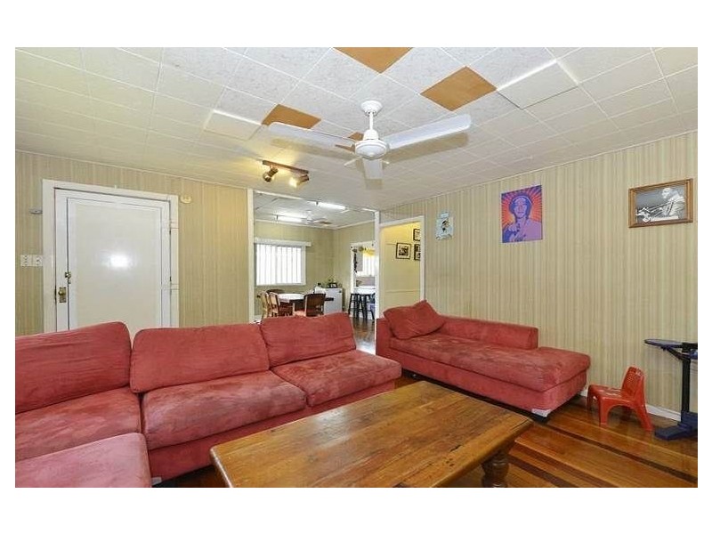 26 Garden Street, Greenslopes QLD 4120