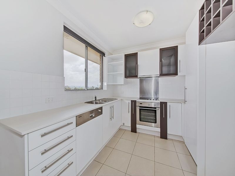 8/20 Kitchener St, Coorparoo QLD 4151