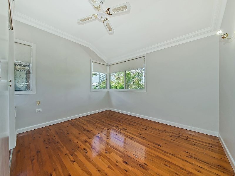 35 Willard St, Carina Heights QLD 4152