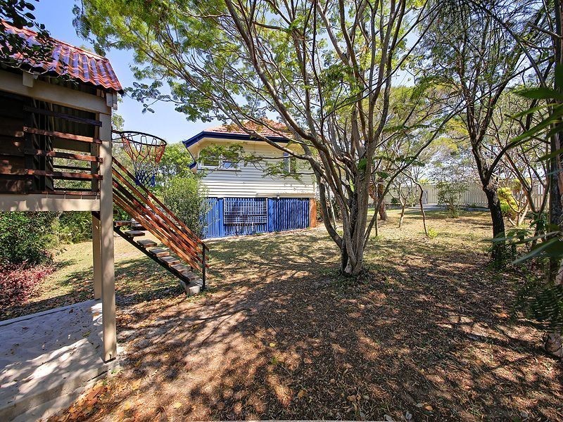 23 Ascham Street, Camp Hill QLD 4152