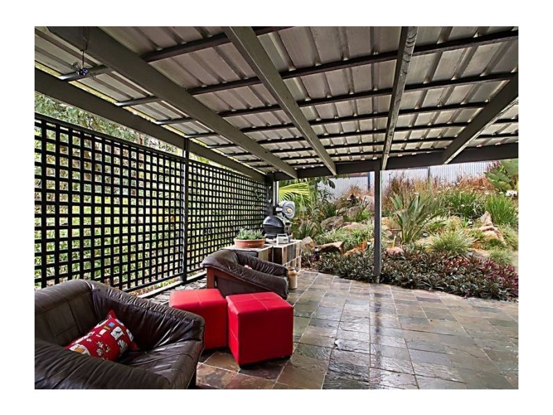 25 Hillock St, Coorparoo QLD 4151