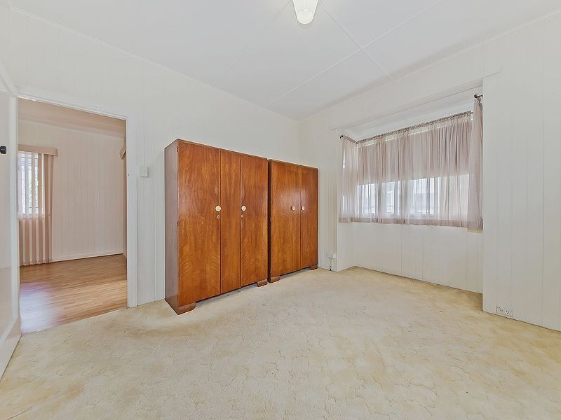 36 Palmer St, Greenslopes QLD 4120