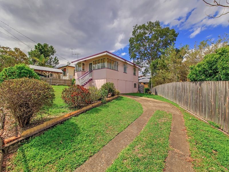 36 Palmer St, Greenslopes QLD 4120