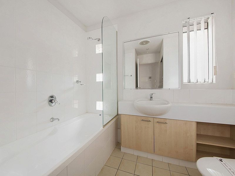 6/25 Gladys Street, Greenslopes QLD 4120