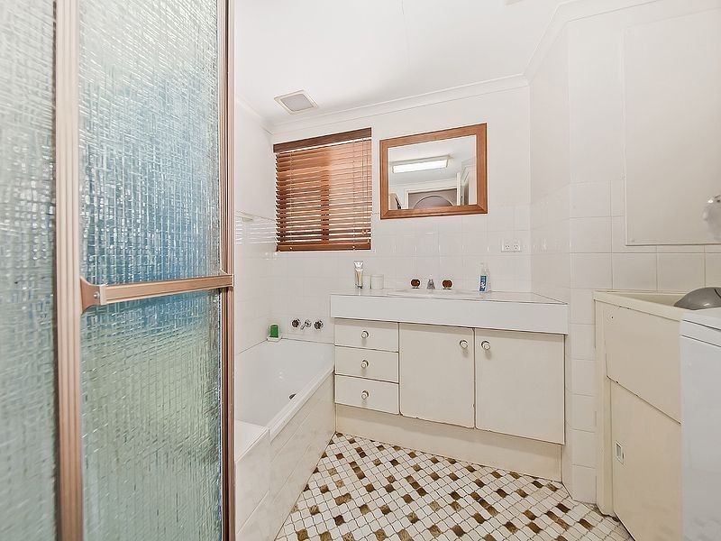 2/51 Amelia Street, Coorparoo QLD 4151