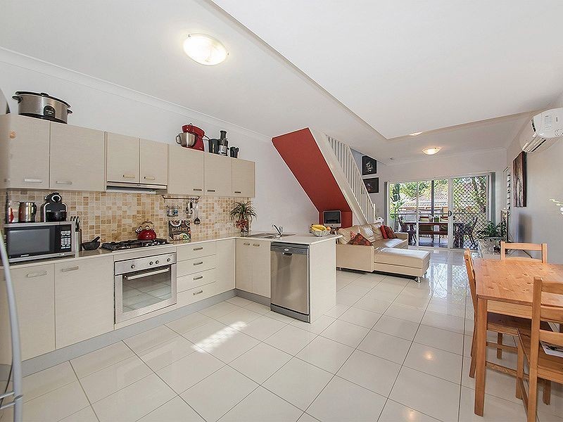 1/19 Wattle Avenue, Carina QLD 4152