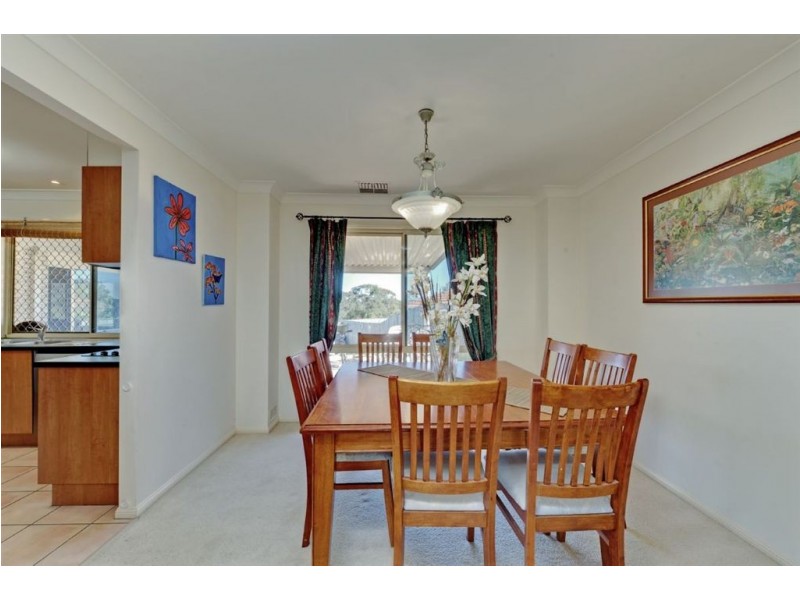 60 Appleton Street, Carindale QLD 4152