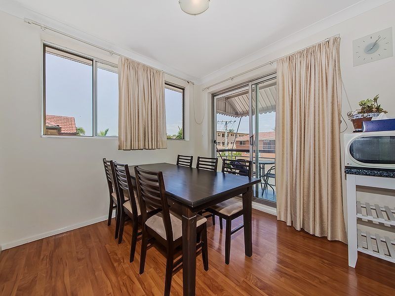 4/44 Kitchener Street, Coorparoo QLD 4151