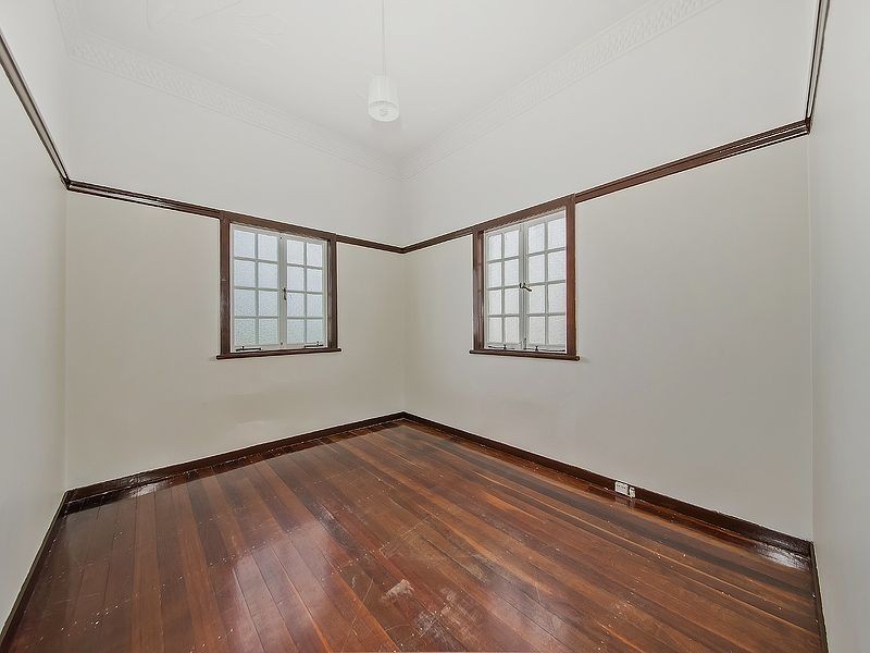 66 Newman Avenue, Camp Hill QLD 4152