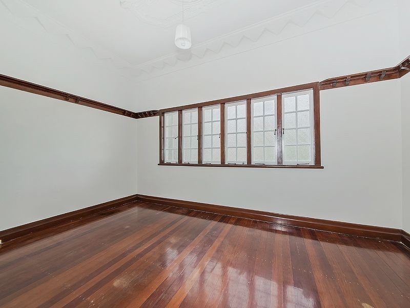 66 Newman Avenue, Camp Hill QLD 4152