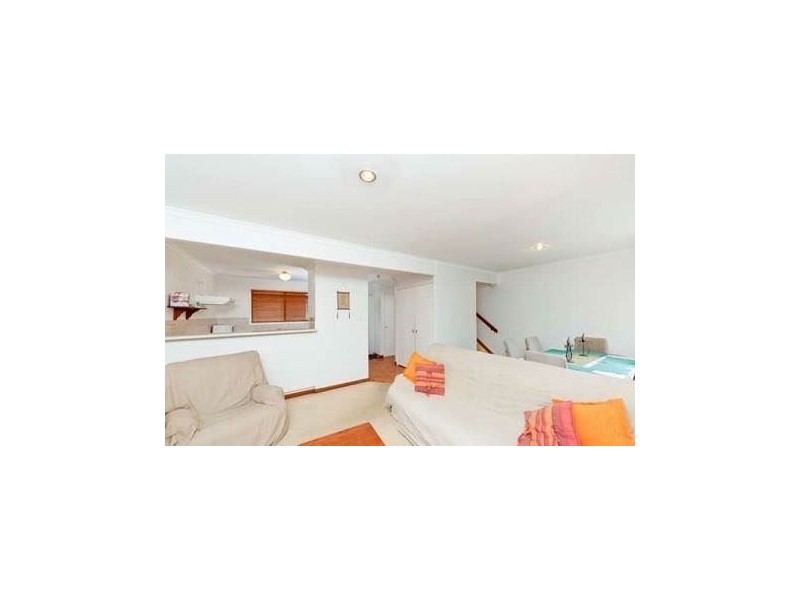 1/54 Leicester Street, Coorparoo QLD 4151