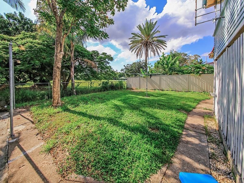 26 Robinson Street, Coorparoo QLD 4151