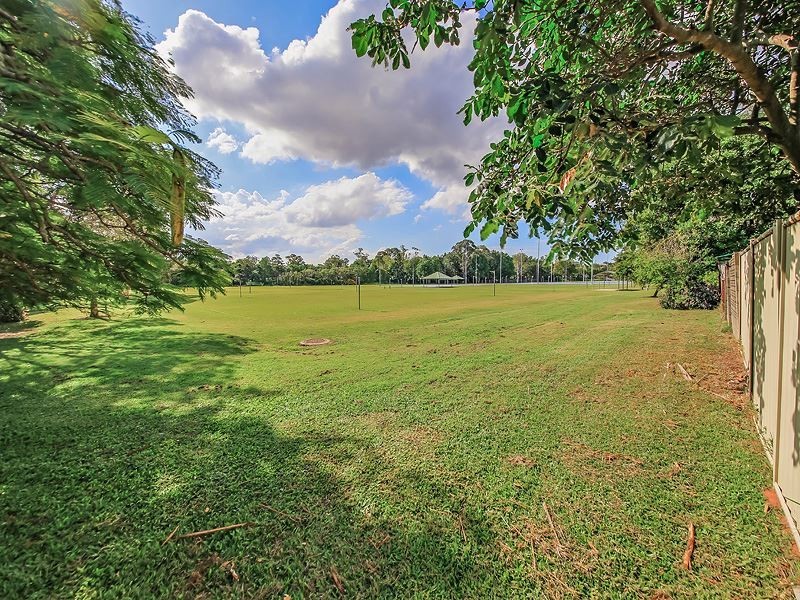 26 Robinson Street, Coorparoo QLD 4151