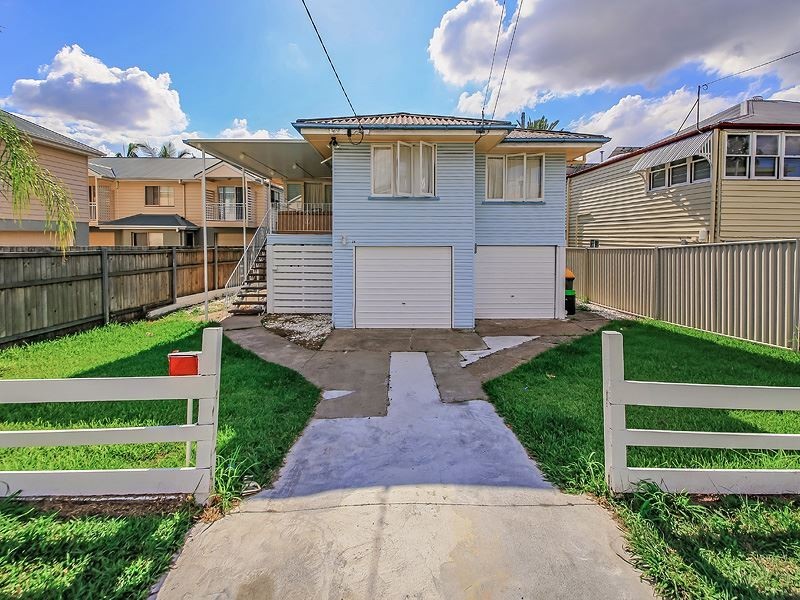 26 Robinson Street, Coorparoo QLD 4151