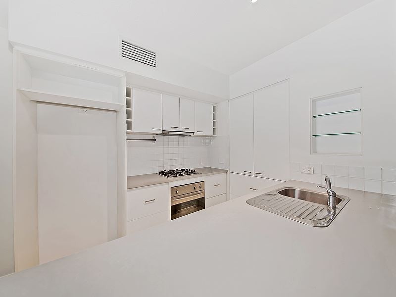 4/25 Gladys Street, Greenslopes QLD 4120