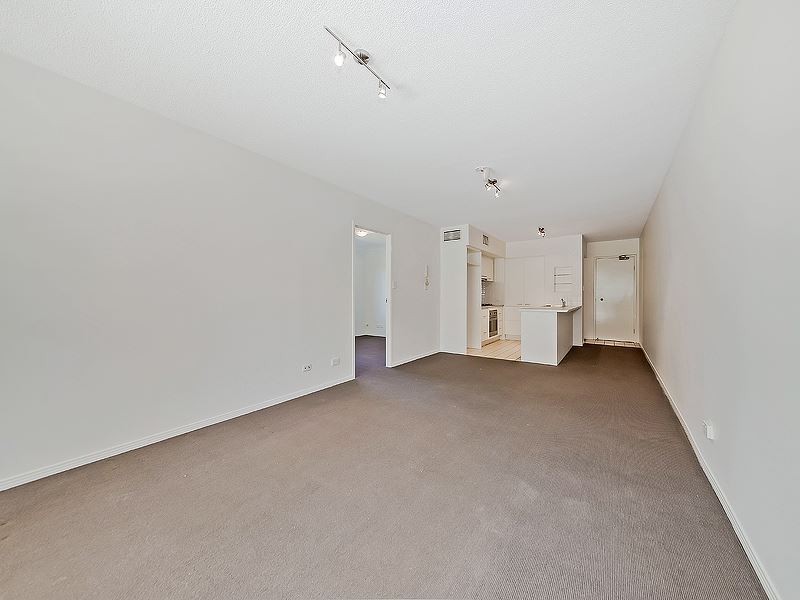 4/25 Gladys Street, Greenslopes QLD 4120