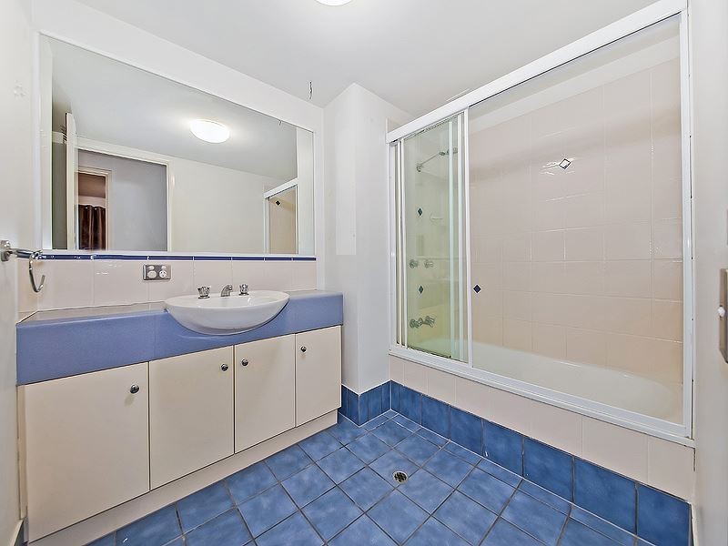 19/219 Wellington Road, Kangaroo Point QLD 4169