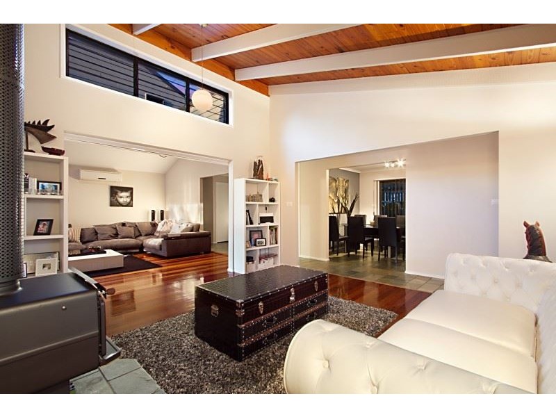 6 Adelong Road, Shailer Park QLD 4128