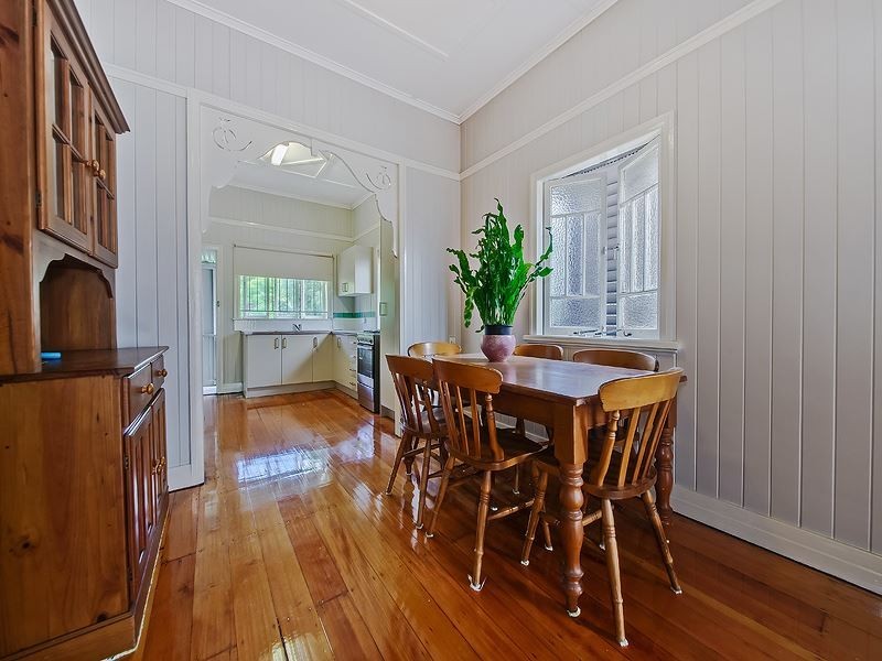 12 Panitya Street, Greenslopes QLD 4120