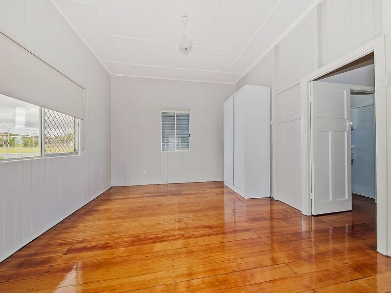 12 Panitya Street, Greenslopes QLD 4120