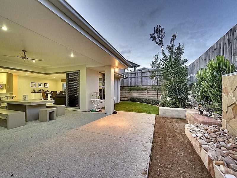 10 Kate Circuit, Rochedale QLD 4123