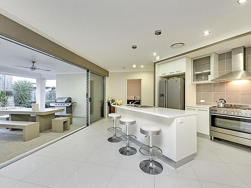 10 Kate Circuit, Rochedale QLD 4123