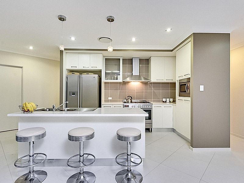 10 Kate Circuit, Rochedale QLD 4123