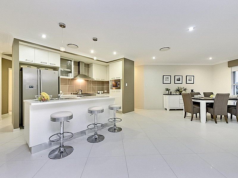 10 Kate Circuit, Rochedale QLD 4123