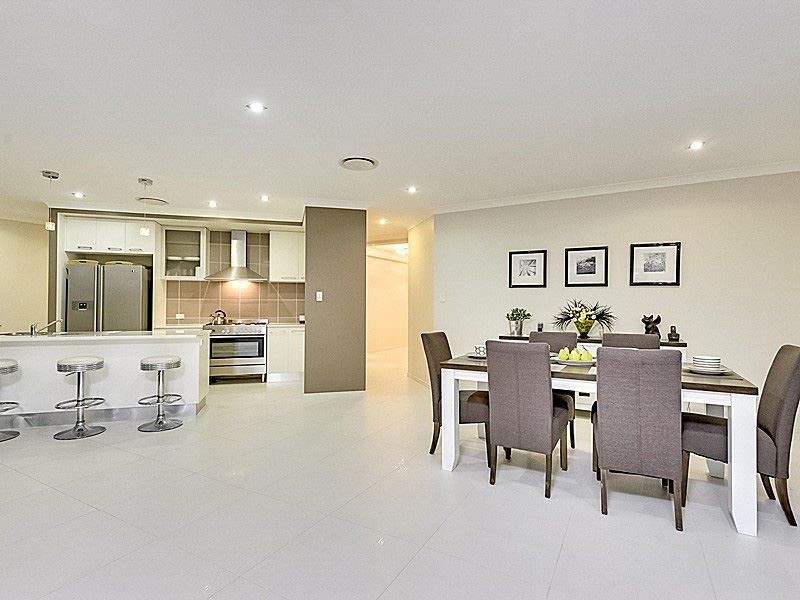 10 Kate Circuit, Rochedale QLD 4123