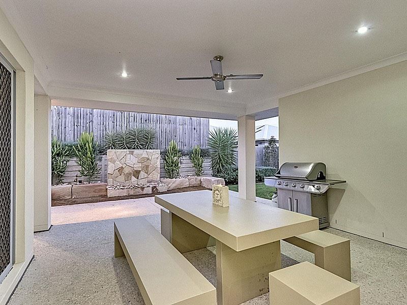 10 Kate Circuit, Rochedale QLD 4123