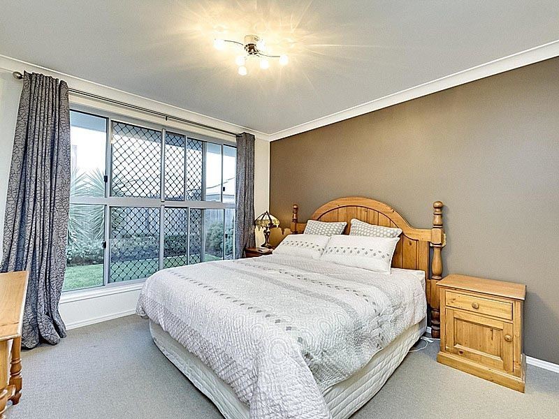 10 Kate Circuit, Rochedale QLD 4123