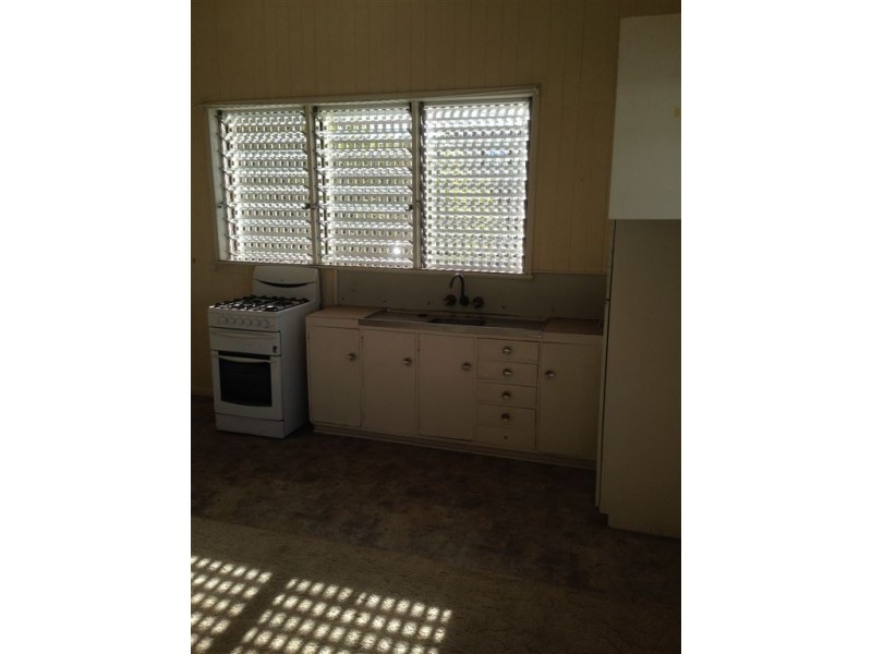 69 Kitchener Street, Coorparoo QLD 4151