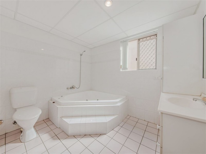 1/38 Kirkland Avenue, Coorparoo QLD 4151