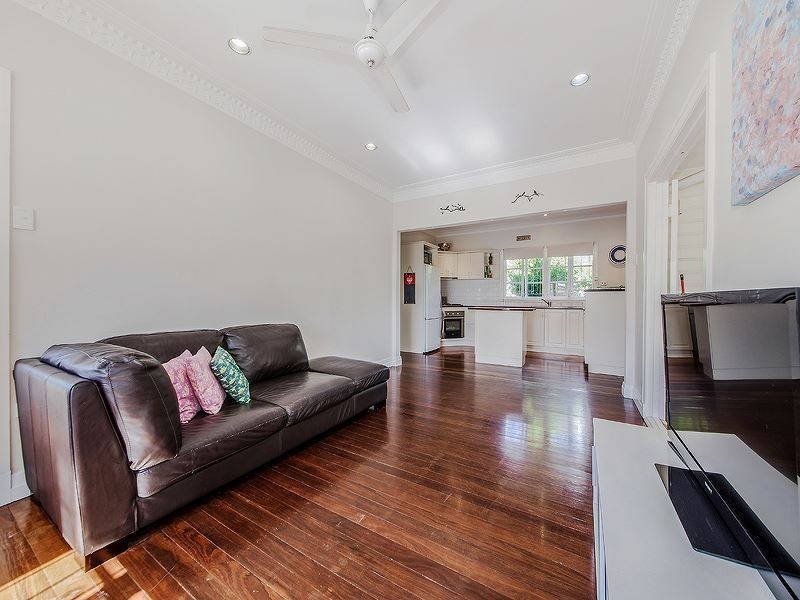 93 Lancaster Street, Coorparoo QLD 4151